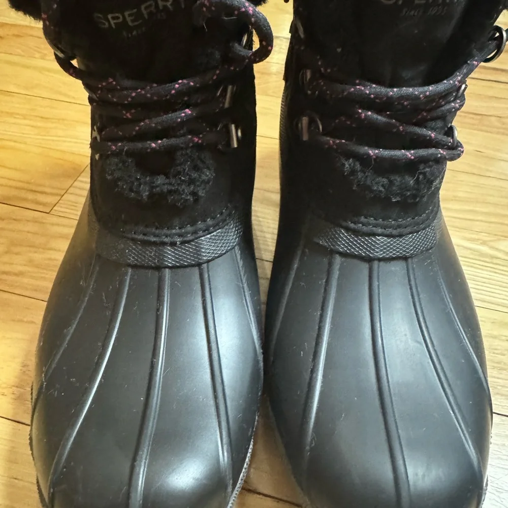 Cozy Black Faux Fur Boots - Picture 5 of 6